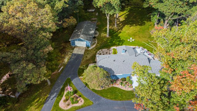 216 Holton Road, La Porte, IN 46350