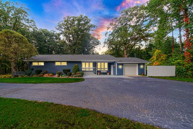 216 Holton Road, La Porte, IN 46350