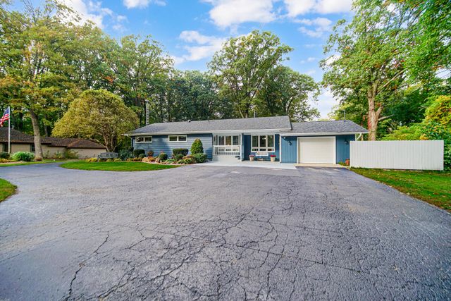 216 Holton Road, La Porte, IN 46350