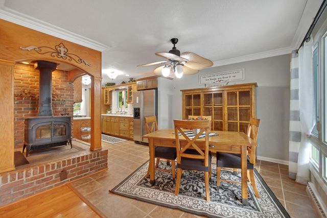 216 Holton Road, La Porte, IN 46350