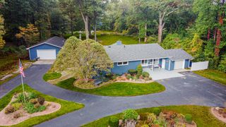 216 Holton Road, La Porte, IN 46350