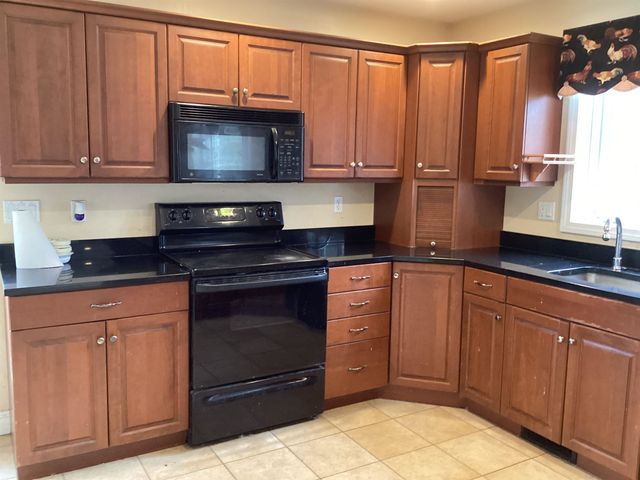 31 Blanchard Hill Road, Greenfield, NH 03047