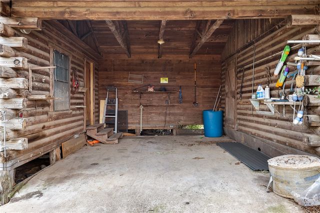 1464 St Hwy 36 S, Caldwell, TX 77836