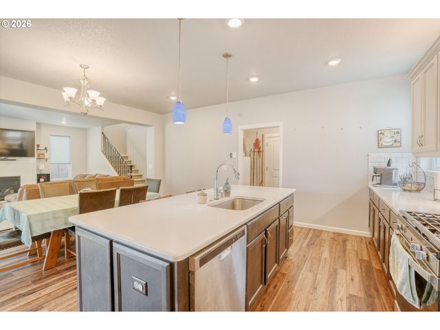 16619 Ne 93RD Way, Vancouver, WA 98682