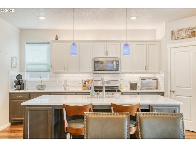 16619 Ne 93RD Way, Vancouver, WA 98682