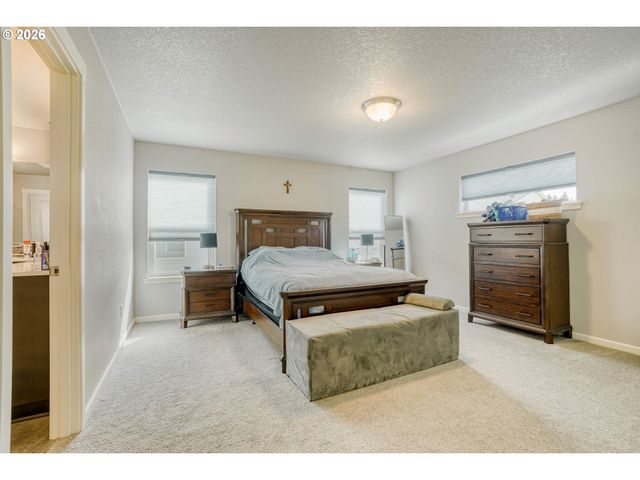 16619 Ne 93RD Way, Vancouver, WA 98682