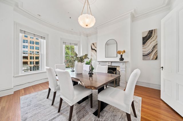 17 High Street 2, Brookline, MA 02445