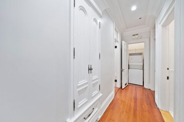 17 High Street 2, Brookline, MA 02445