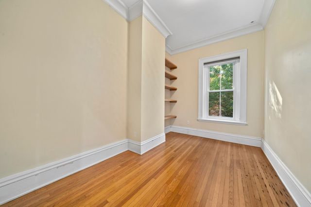 17 High Street 2, Brookline, MA 02445