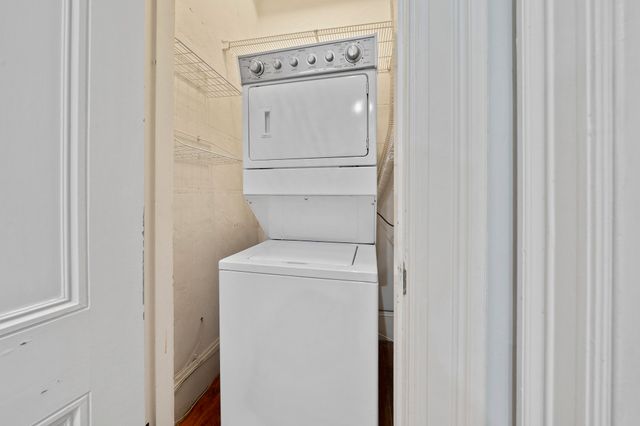 17 High Street 2, Brookline, MA 02445