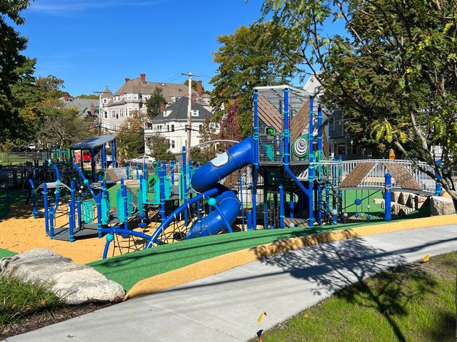 17 High Street 2, Brookline, MA 02445