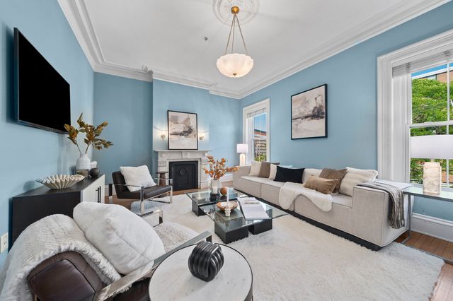 17 High Street 2, Brookline, MA 02445