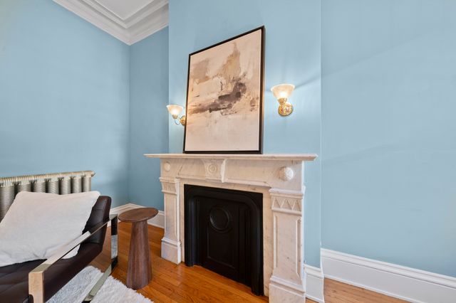 17 High Street 2, Brookline, MA 02445
