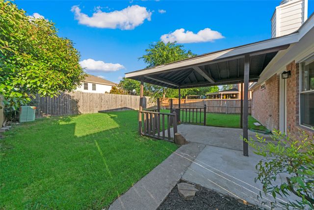1925 Clear Creek Drive, Little Elm, TX 75068