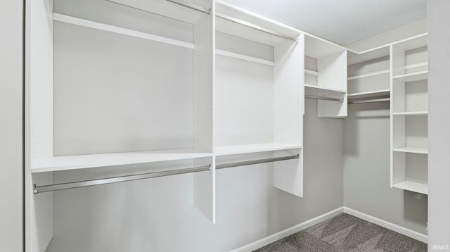 11168 Oaklynn Reserve Boulevard, Fort Wayne, IN 46835