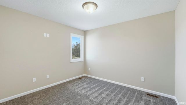 11168 Oaklynn Reserve Boulevard, Fort Wayne, IN 46835