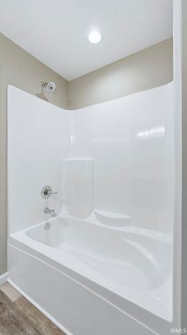 11168 Oaklynn Reserve Boulevard, Fort Wayne, IN 46835