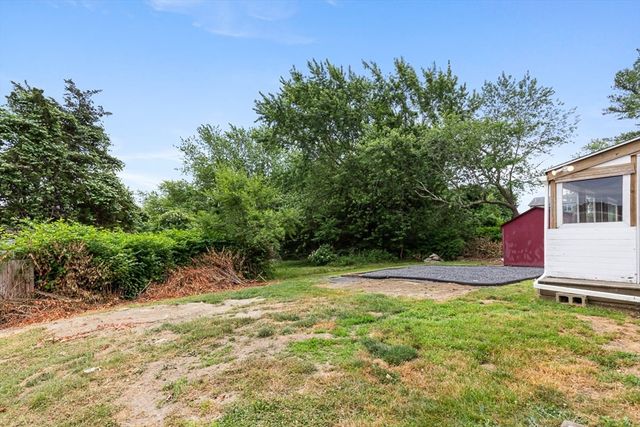 99 Swansom Rd, Swansea, MA 02777