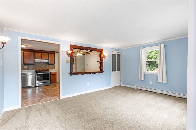 99 Swansom Rd, Swansea, MA 02777
