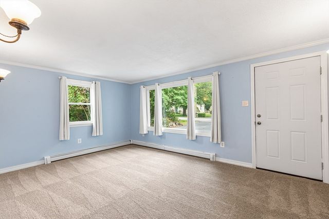 99 Swansom Rd, Swansea, MA 02777