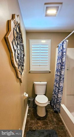215 MARDALE DR, Somerdale, NJ 08083