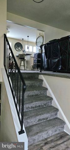 215 MARDALE DR, Somerdale, NJ 08083