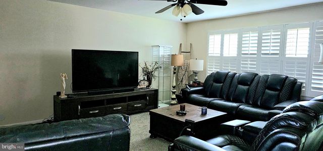 215 MARDALE DR, Somerdale, NJ 08083