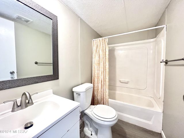 12251 W Cameo Mary Lane, Tucson, AZ 85743