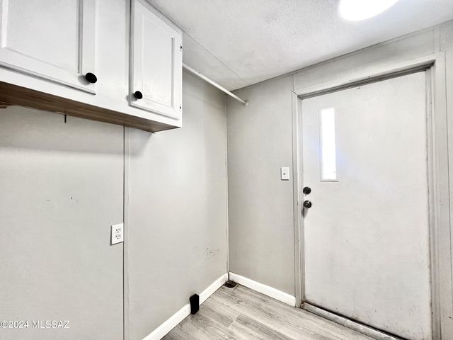 12251 W Cameo Mary Lane, Tucson, AZ 85743