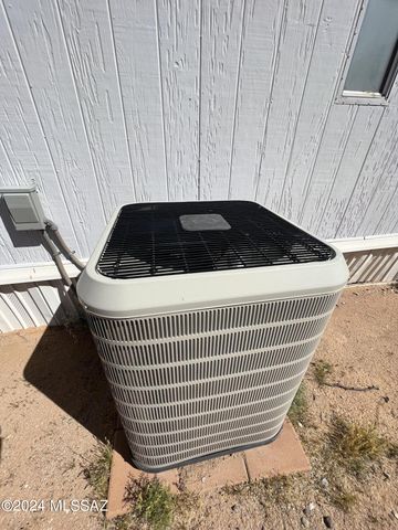 12251 W Cameo Mary Lane, Tucson, AZ 85743