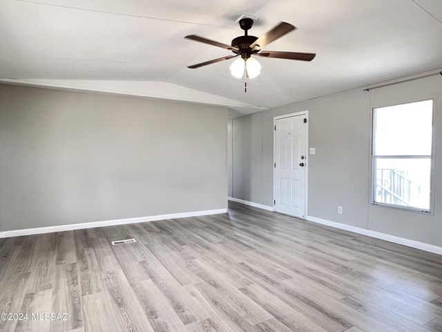 12251 W Cameo Mary Lane, Tucson, AZ 85743