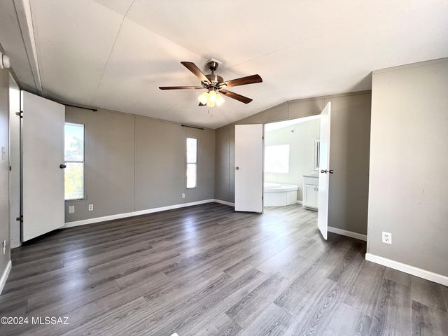 12251 W Cameo Mary Lane, Tucson, AZ 85743