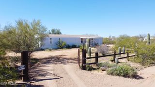 12251 W Cameo Mary Lane, Tucson, AZ 85743