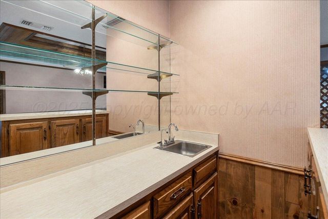 3627 TRIPP Avenue, Amarillo, TX 79121