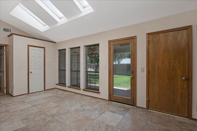 3627 TRIPP Avenue, Amarillo, TX 79121