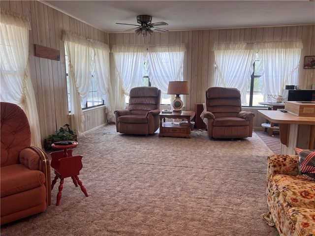 310 Shadow Oak Lane, Somerville, TX 77879