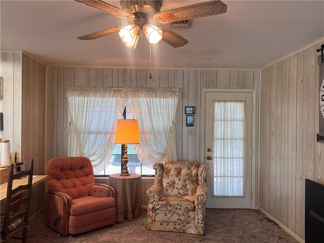 310 Shadow Oak Lane, Somerville, TX 77879