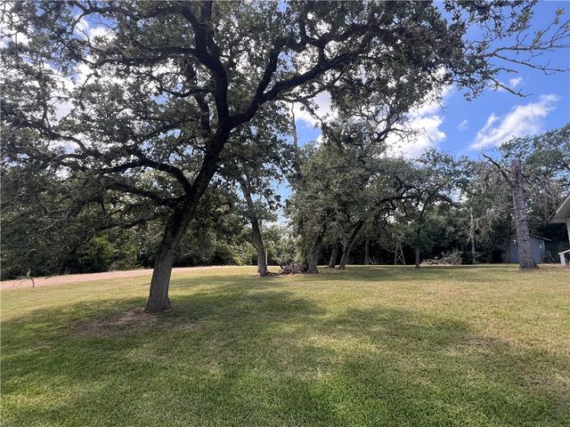 310 Shadow Oak Lane, Somerville, TX 77879