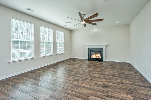 201 Bigleaf Court, Summerville, SC 29486
