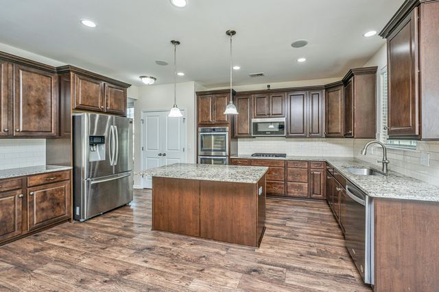 201 Bigleaf Court, Summerville, SC 29486