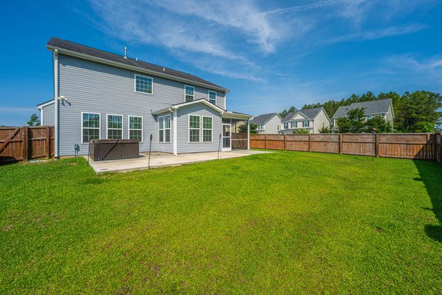 201 Bigleaf Court, Summerville, SC 29486