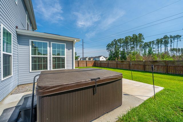 201 Bigleaf Court, Summerville, SC 29486