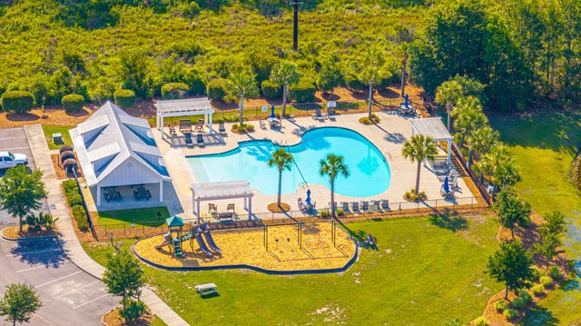 201 Bigleaf Court, Summerville, SC 29486