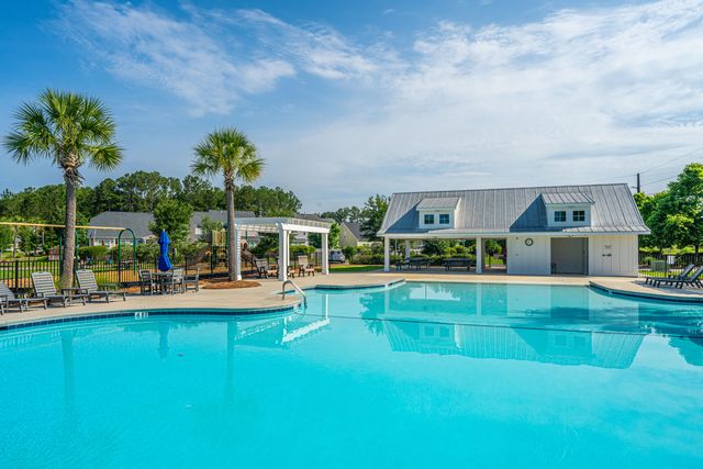 201 Bigleaf Court, Summerville, SC 29486