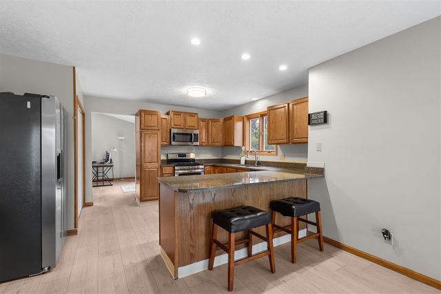 22115 Indian Hill, Mattawan, MI 49071