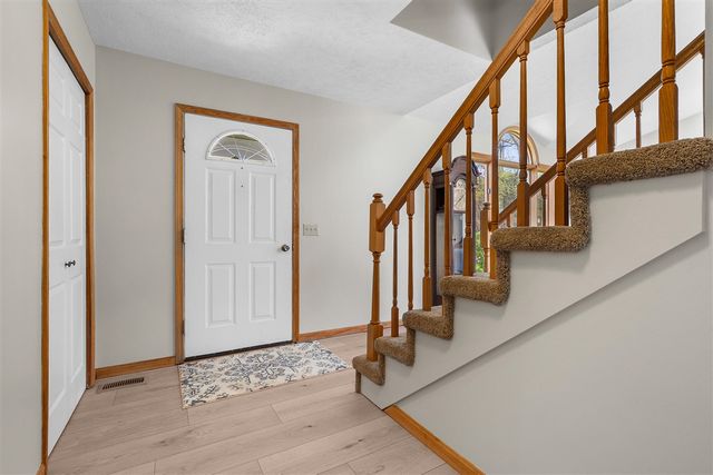 22115 Indian Hill, Mattawan, MI 49071