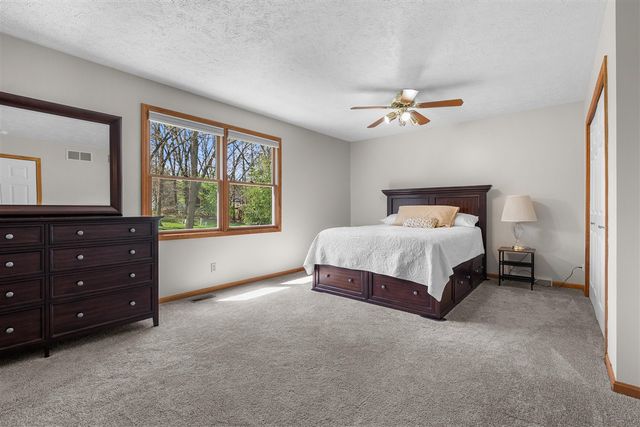 22115 Indian Hill, Mattawan, MI 49071