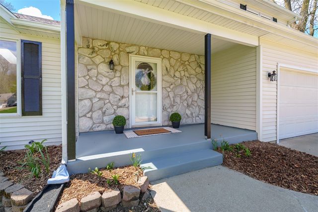 22115 Indian Hill, Mattawan, MI 49071