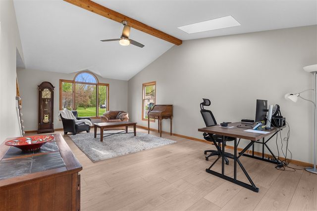 22115 Indian Hill, Mattawan, MI 49071