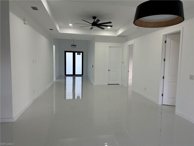 2801 SW Embers TER, Cape Coral, FL 33991